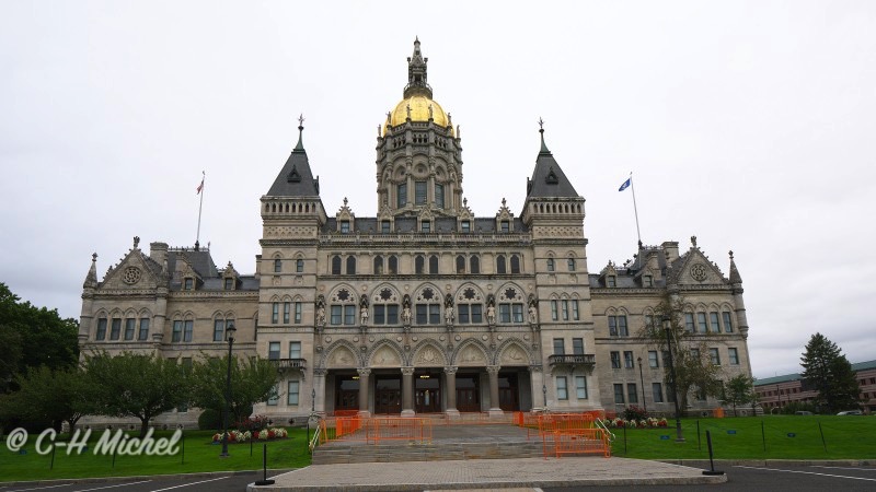 05.10-Hartford CT-Connecticut State Capitol.jpg