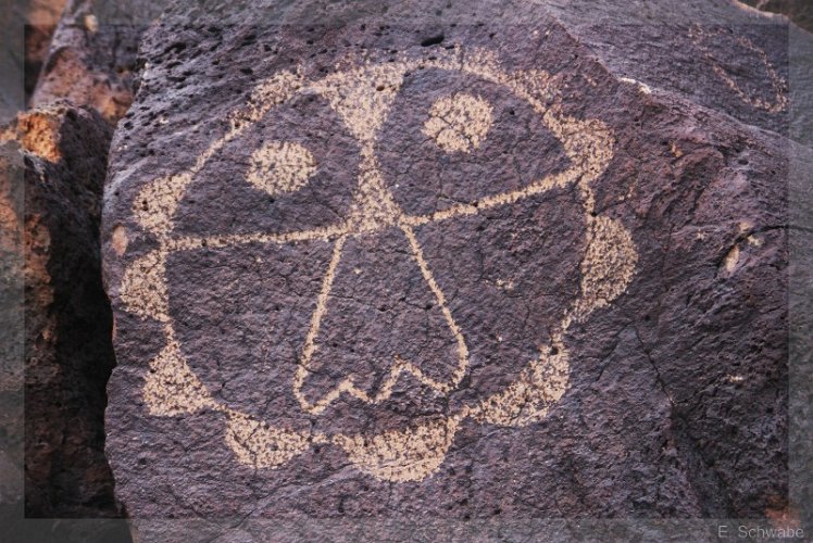 Petroglyph%20NM04.jpg